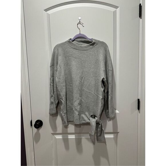 NWOT Chico’s Gray Tie Front Sweater Cashmere Blend Size 3 / XL - Picture 1 of 7